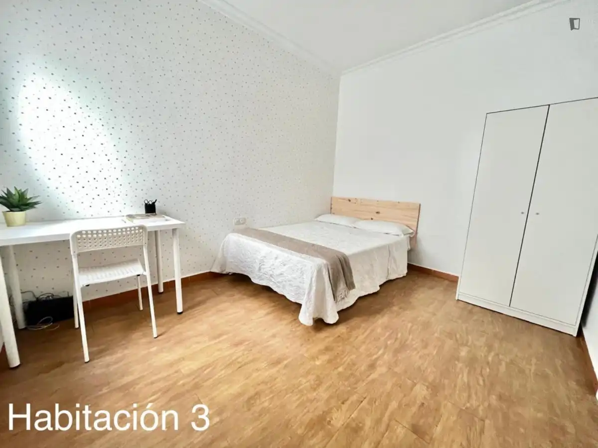 Habitación de Casa o chalet para compartir en Santiponce con Amueblado, Horno y Lavadora