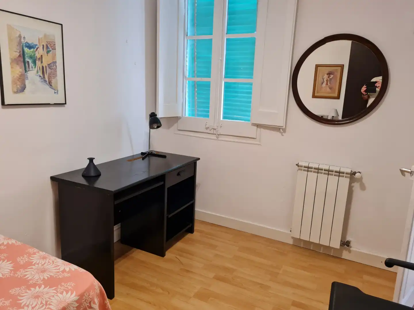 Dormitori de Àtic de lloguer en Girona amb Aire condicionat, Calefacció i Parquet