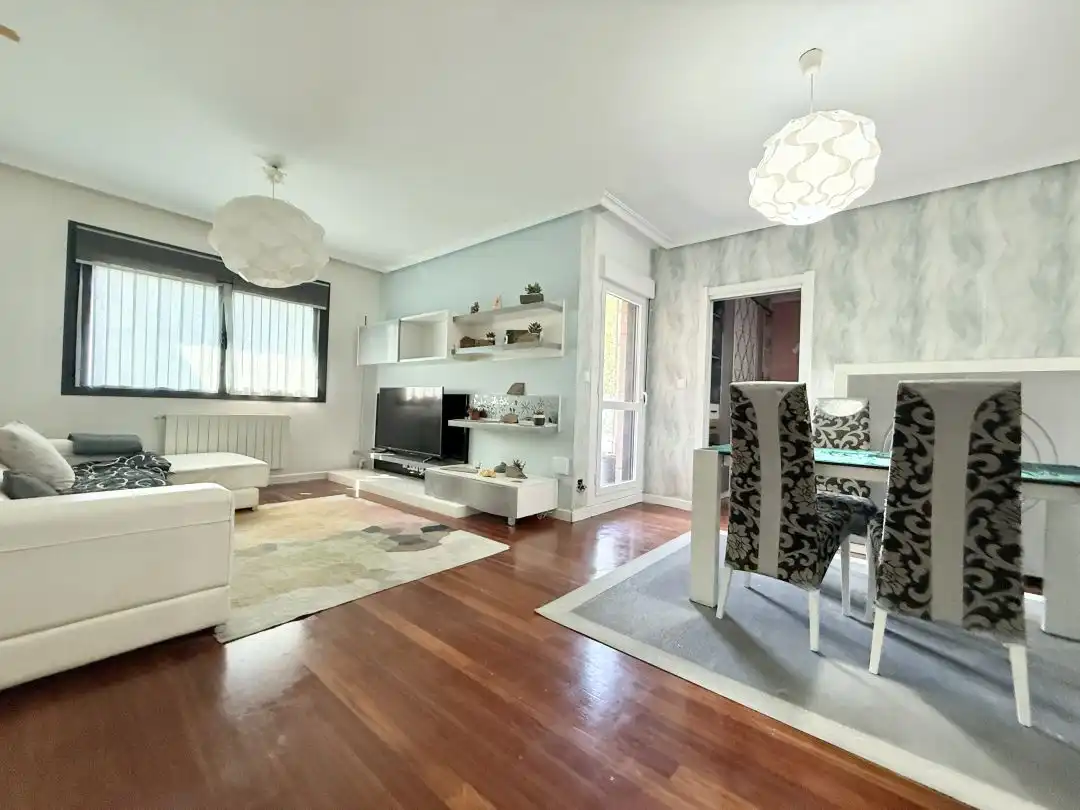 Sala de estar de Piso en venta en Elgoibar con Calefacción, Terraza y Trastero