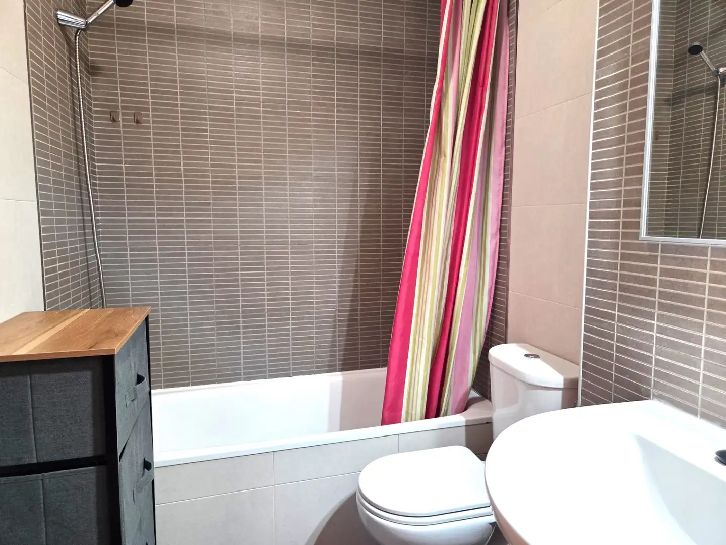 Badezimmer von Wohnungen zur Miete in Sanxenxo mit Terrasse, Möbliert und Ofen