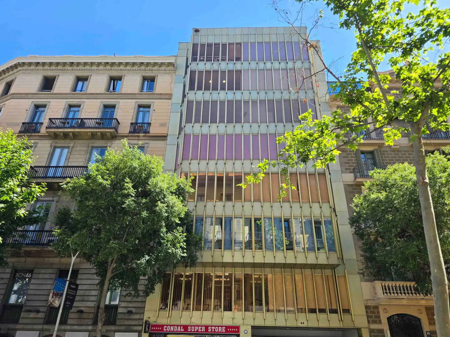 Büro zur Miete in Carrer de Roger de Llúria, Dreta de l'Eixample