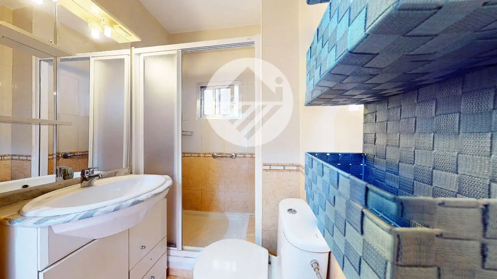 Baño de Piso en venta en Leganés con Aire acondicionado, Terraza y Balcón