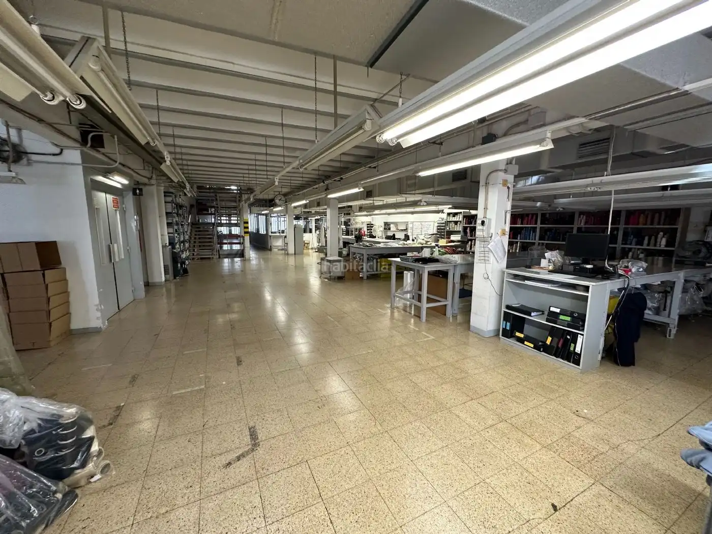 Industrial building for sale in Carrer del Doctor Trueta 14, imagen 25