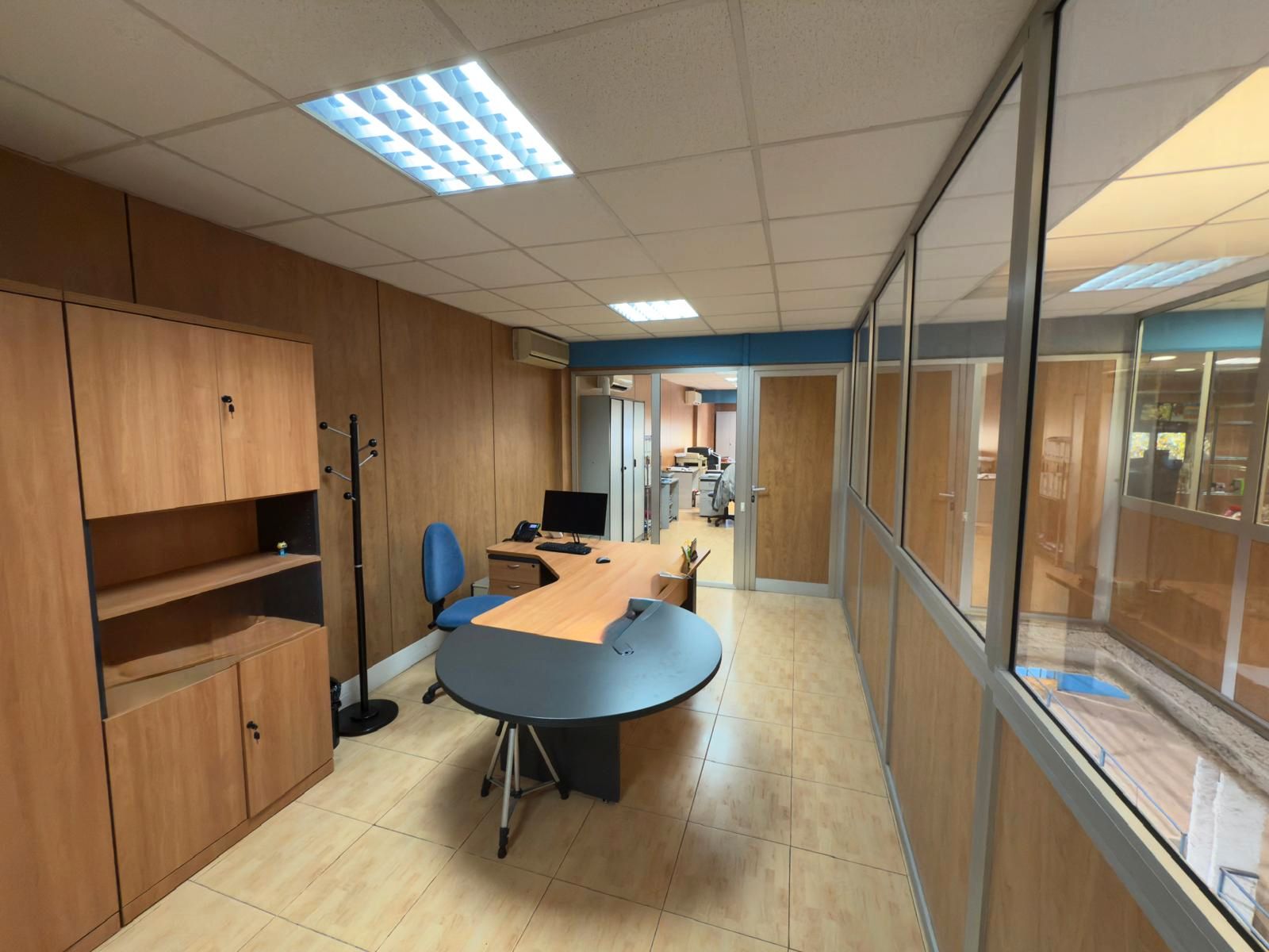 Industrial buildings for sale in Carrer de les Roquetes