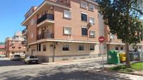 Außenansicht von Wohnung zum verkauf in Santomera mit Abstellraum und Balkon