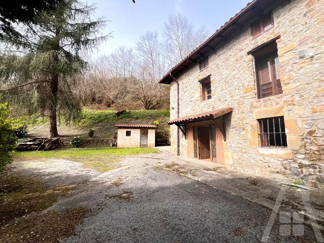 Vista exterior de Casa o xalet en venda en Munitibar-Arbatzegi Gerrikaitz amb Calefacció, Jardí privat i Terrassa