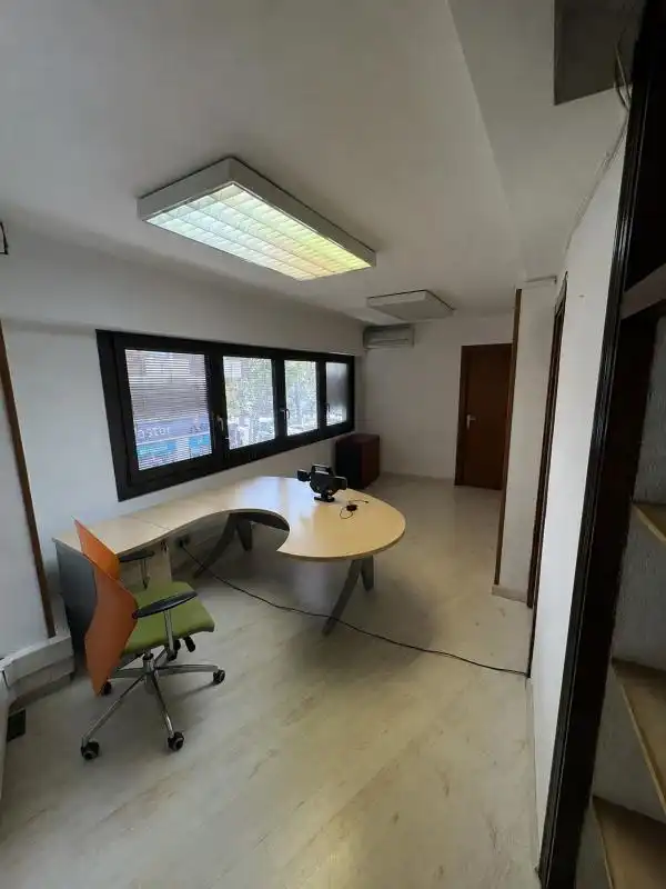 Büro zur Miete in Carrer Reis Catòlics, imagen 4