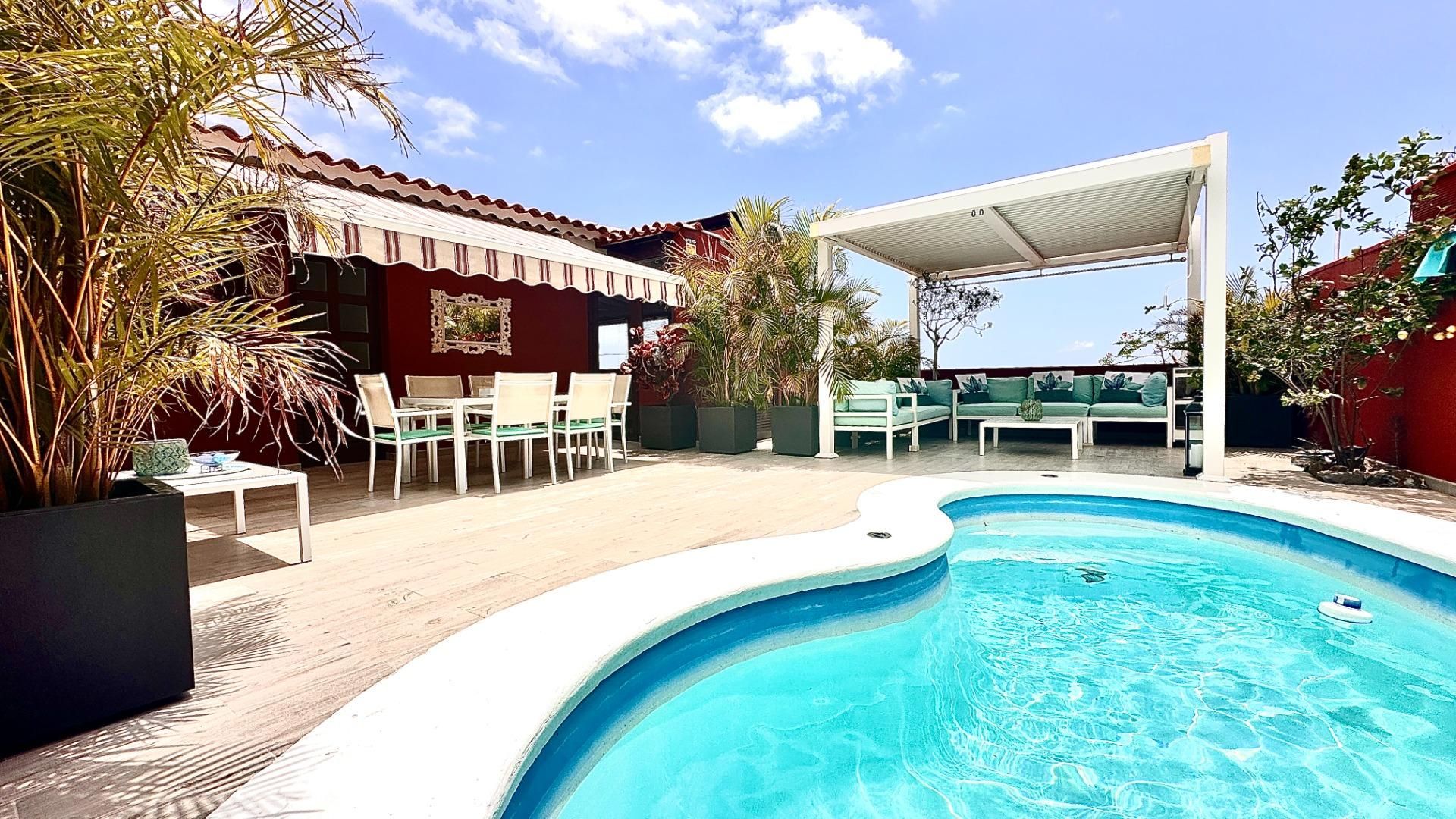 Terrassa de Casa adosada en venda en Adeje amb Jardí privat, Terrassa i Piscina