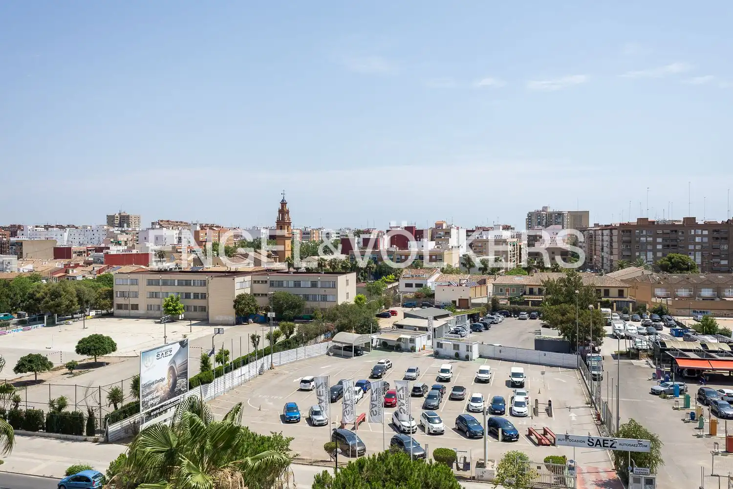 Vista exterior de Pis en venda en Valencia amb Aire condicionat, Calefacció i Piscina
