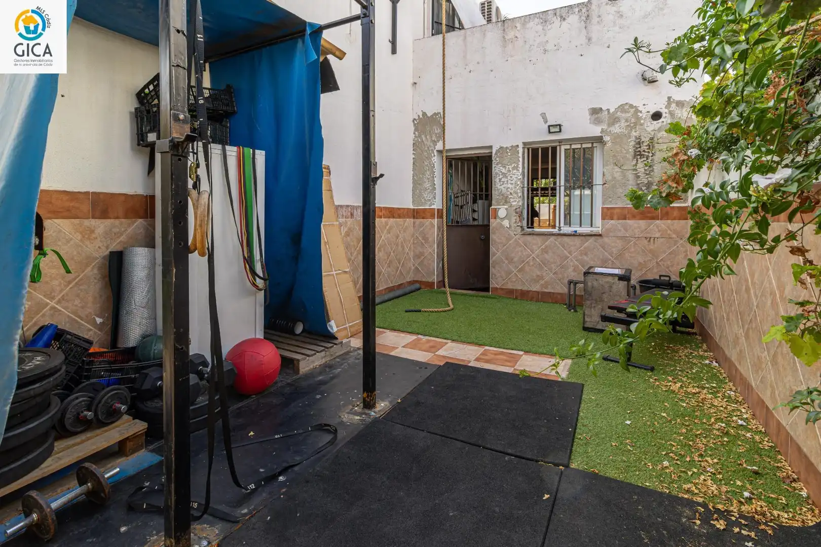 Casa aparellada amb terrassa en venda a El Retiro - Parque Atlántico - Ronda este, imagen 7