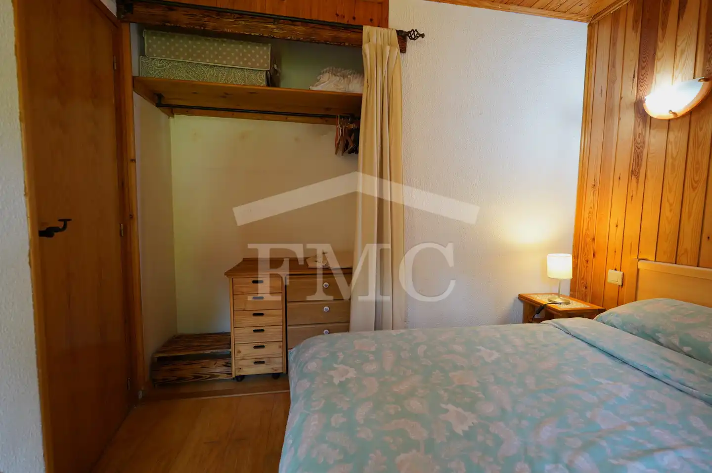 Habitación de Piso en venta en Alp con Calefacción, Parquet y Terraza
