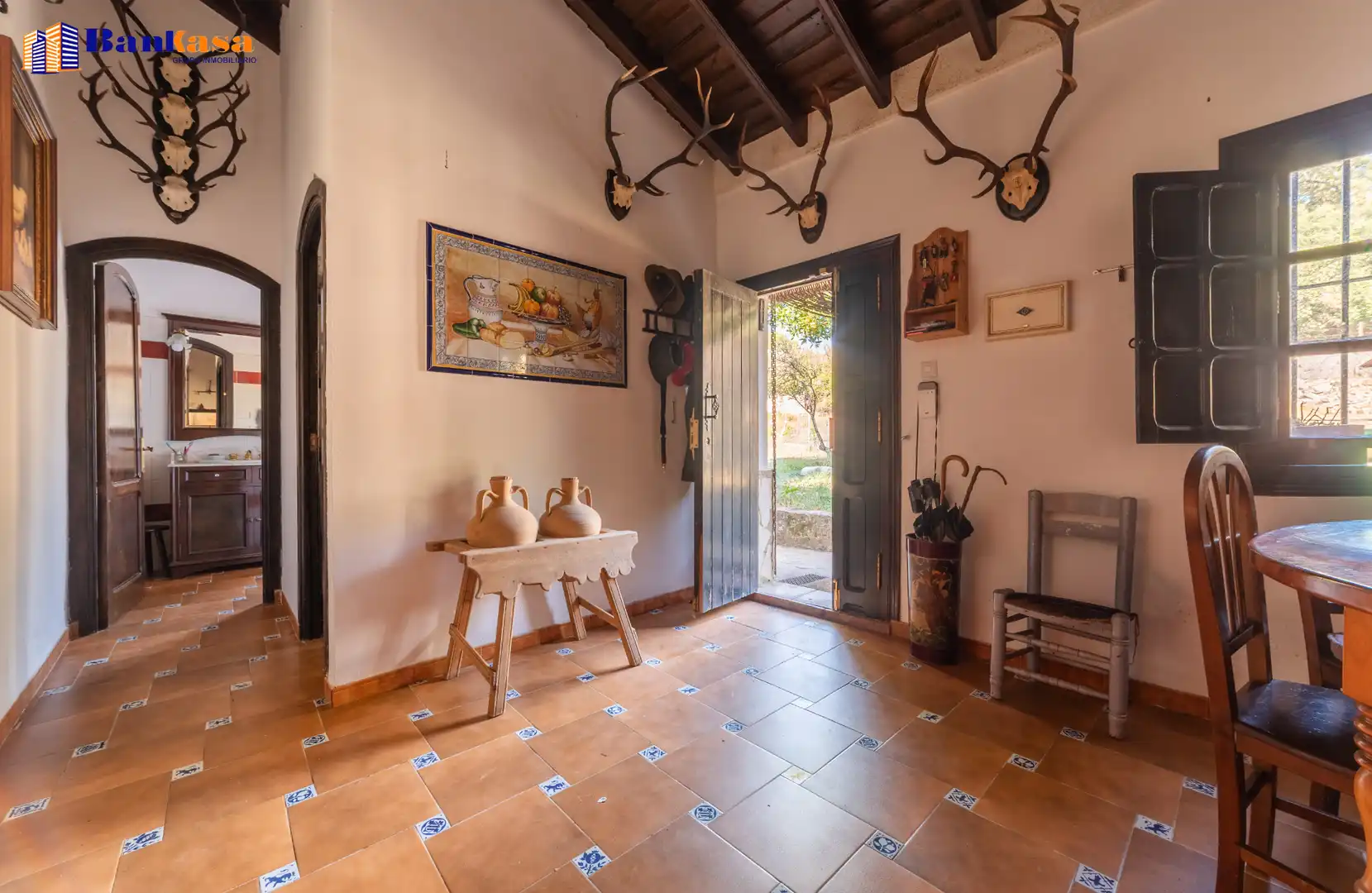 Casa o xalet en venda en Cortes de la Frontera amb Calefacció, Jardí privat i Moblat