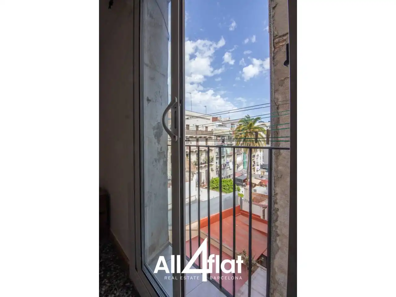 Balcony of Flat for rent in Barcelona  with Air Conditioner, Heating and Furnished