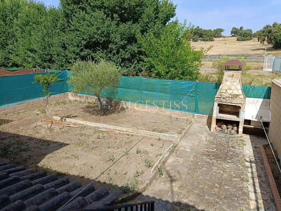 Adossat amb jardí en venda a Méntrida, imagen 50