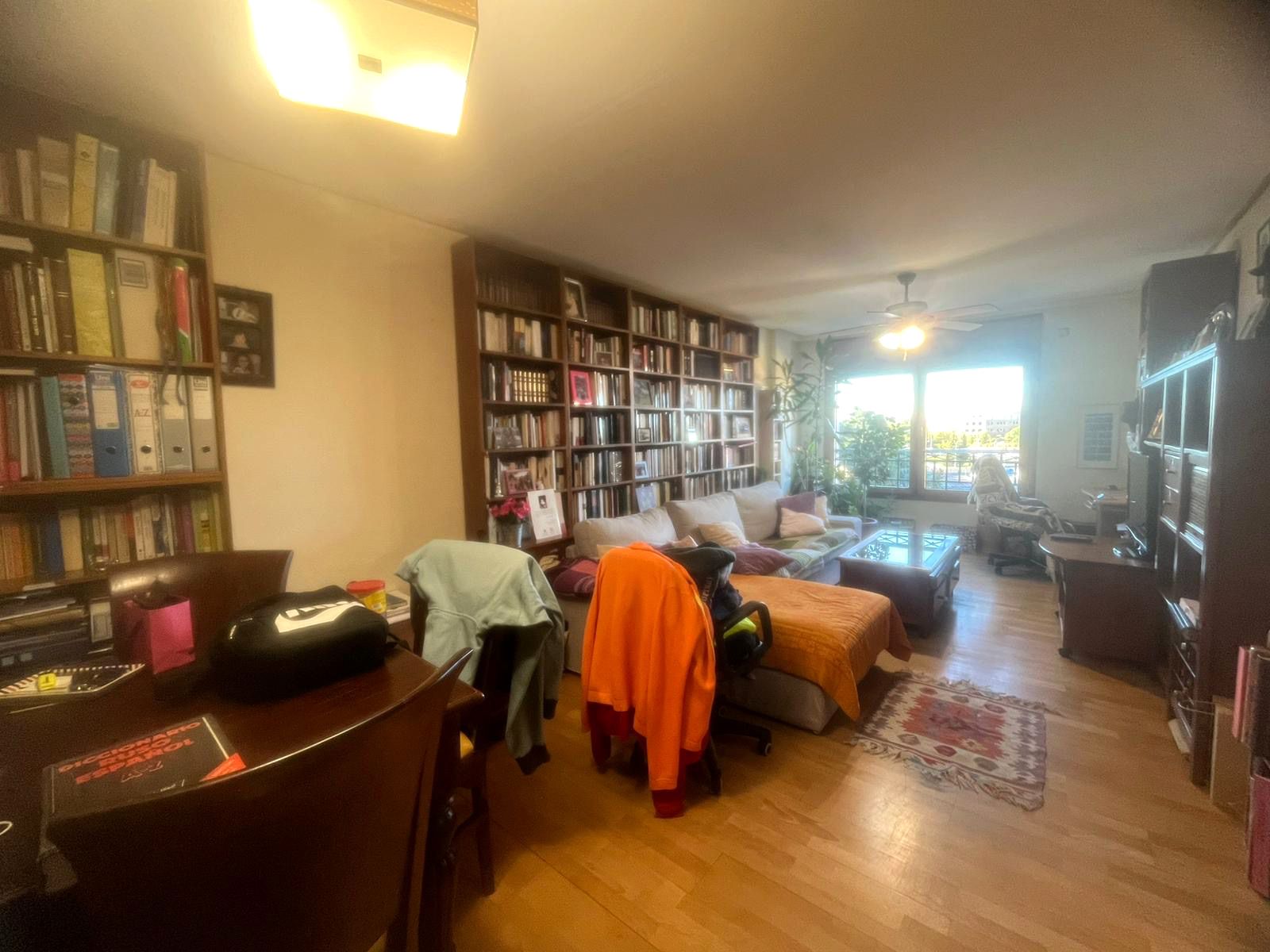 Living room of Flat for sale in Salamanca Capital  with Heating, Parquet flooring and Storage room