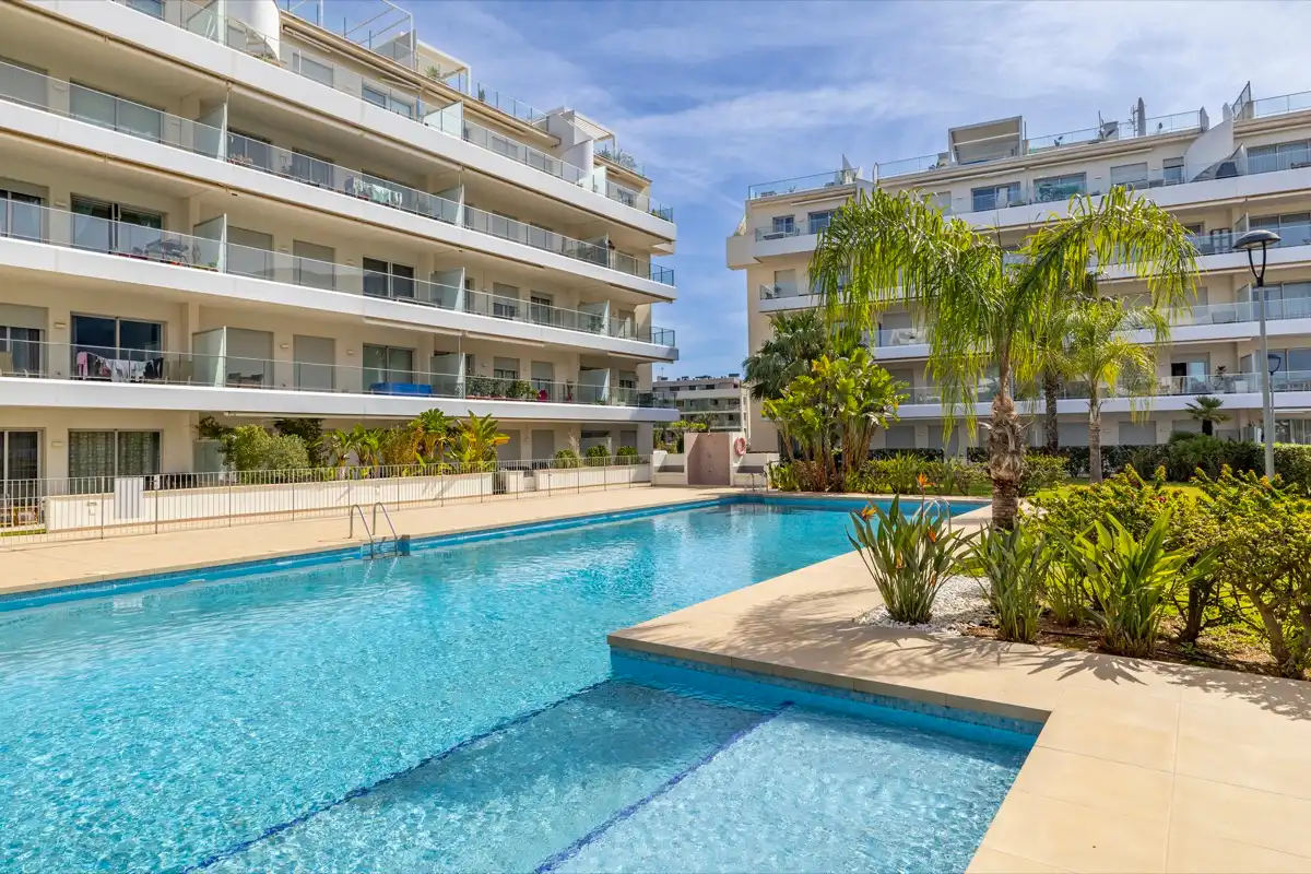 Schwimmbecken von Dachboden zum Verkauf in Dénia mit Klimaanlage, Heizung und Terrasse