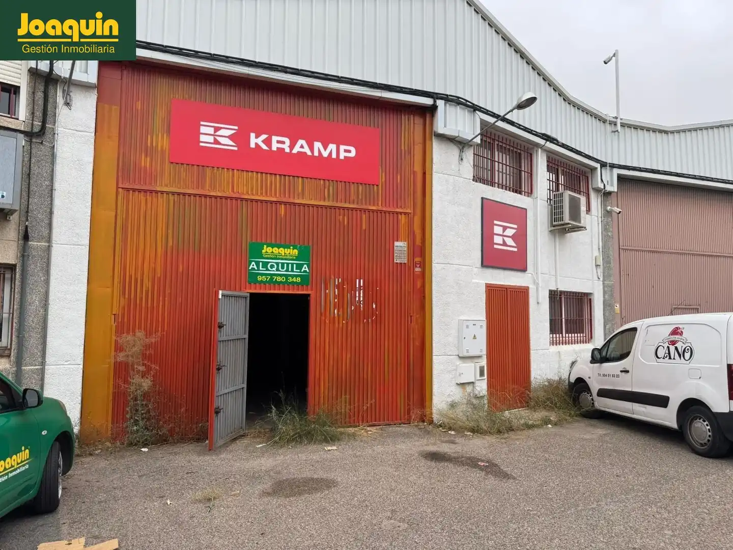 Exterior view of Industrial buildings for rent in Sevilla