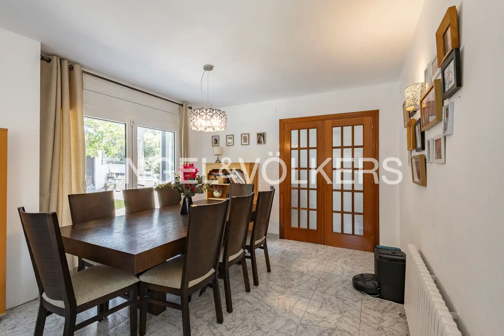 Dining room of Houses for sale in Castelldefels  with Air Conditioner, Heating and Swimming Pool