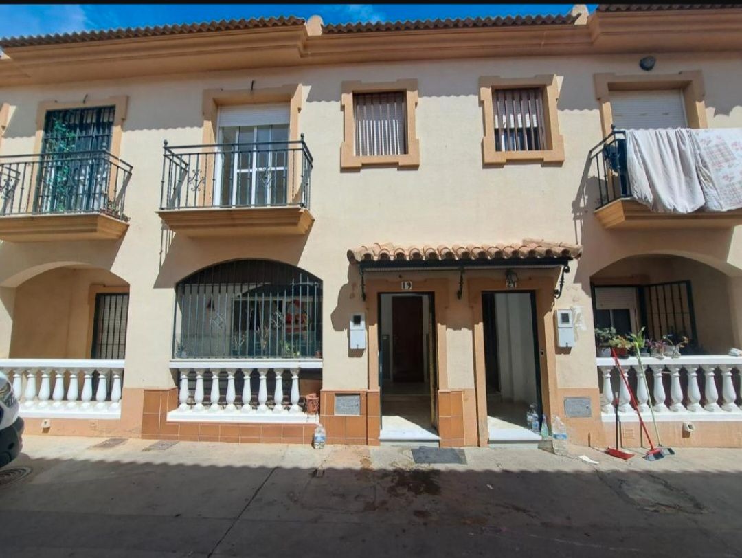 Casa adosada en venda a Calle el Salvador, 19