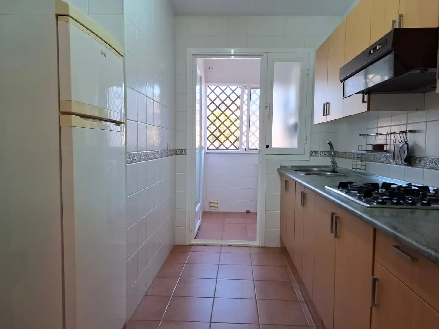 Cuina de Pis en venda en Motril amb Terrassa i Moblat
