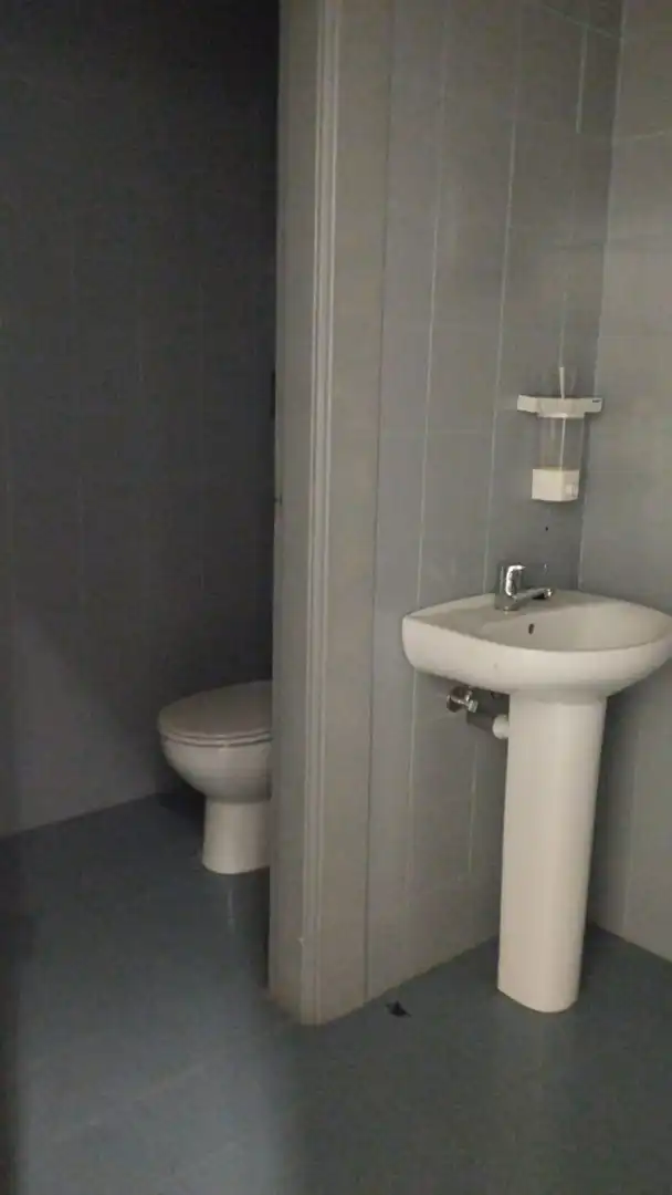 Geschaftsraum zur Miete in Juzgados