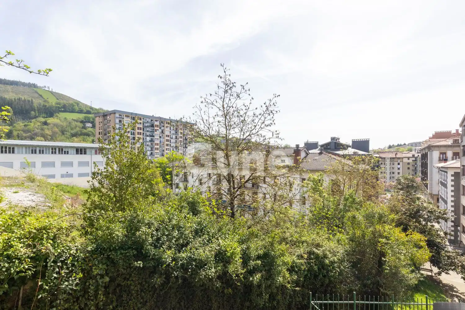 Vista exterior de Piso en venta en Urretxu con Calefacción, Jardín privado y Terraza