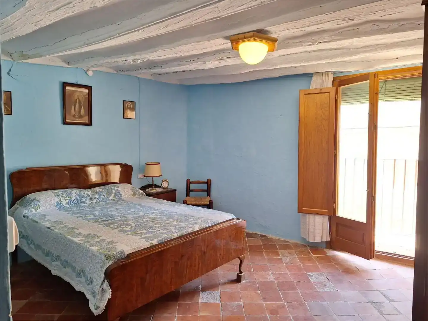 Dormitori de Pis en venda en Molinos amb Moblat i Balcó