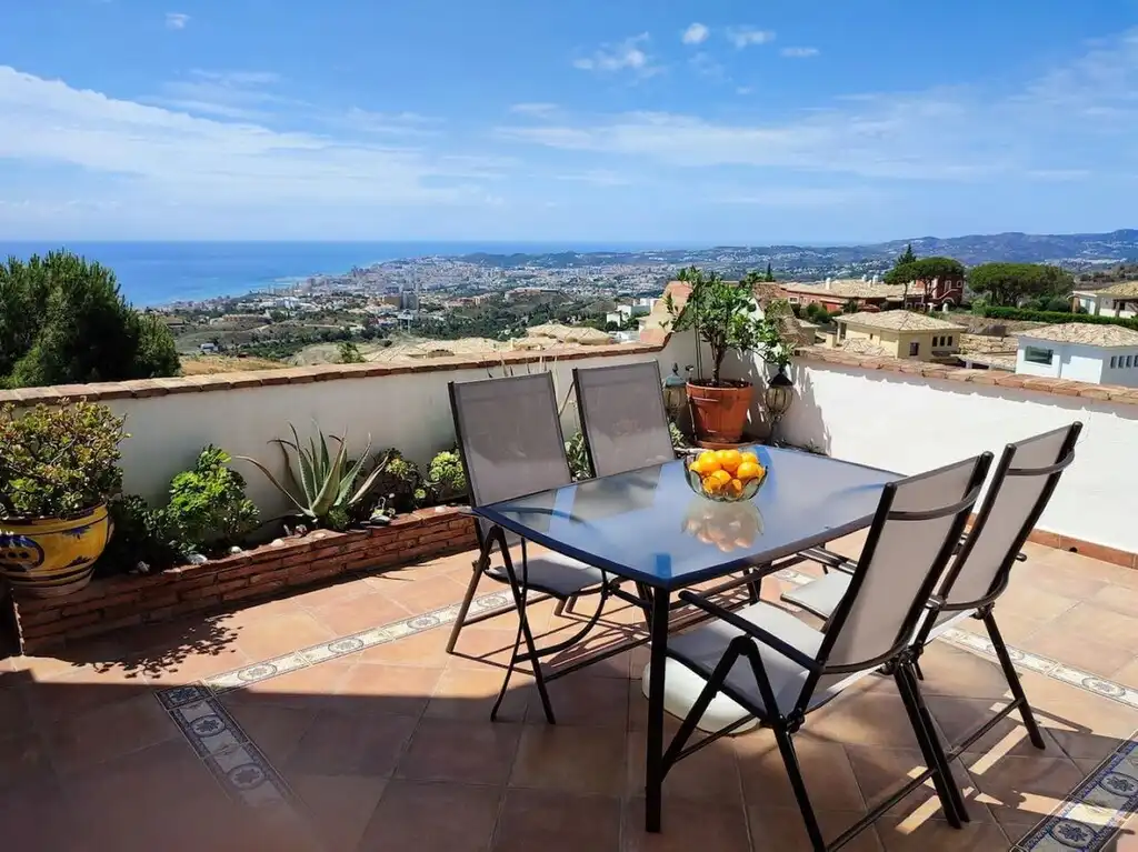 Casa bifamiliare con giardino in vendita a Mijas pueblo