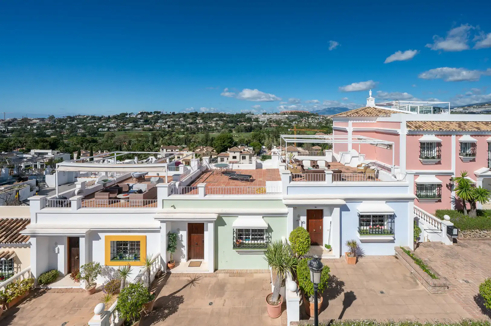 Maison mitoyenne avec piscine à vendre à MAESTRANZA-ALOHA PUEBLO, imagen 5