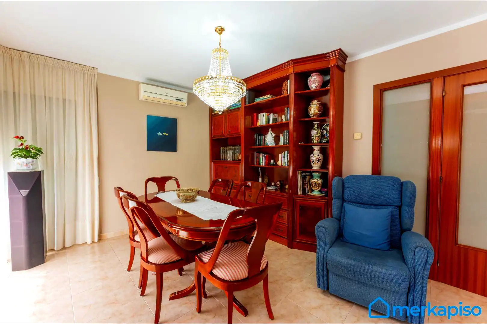 Comedor de Casa adosada en venta en Viladecans con Calefacción, Jardín privado y Terraza