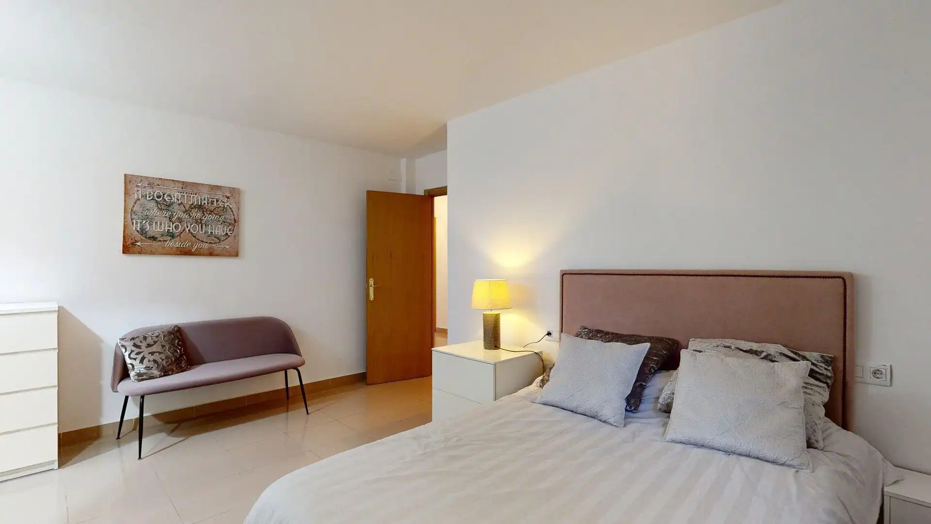 Bedroom of Houses for sale in La Muela