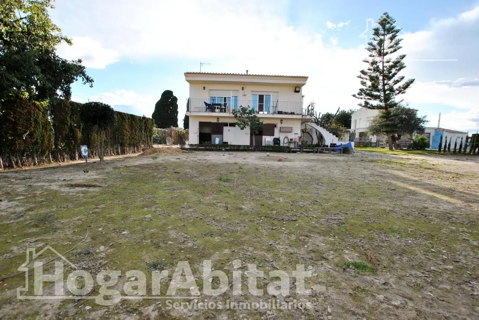 Casa o xalet en venda en Oliva amb Aire condicionat, Jardí privat i Terrassa