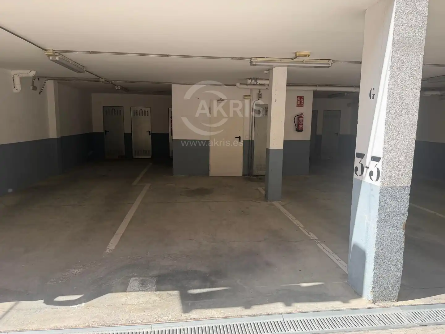 Aparcament de Pis en venda en Yeles amb Calefacció i Traster