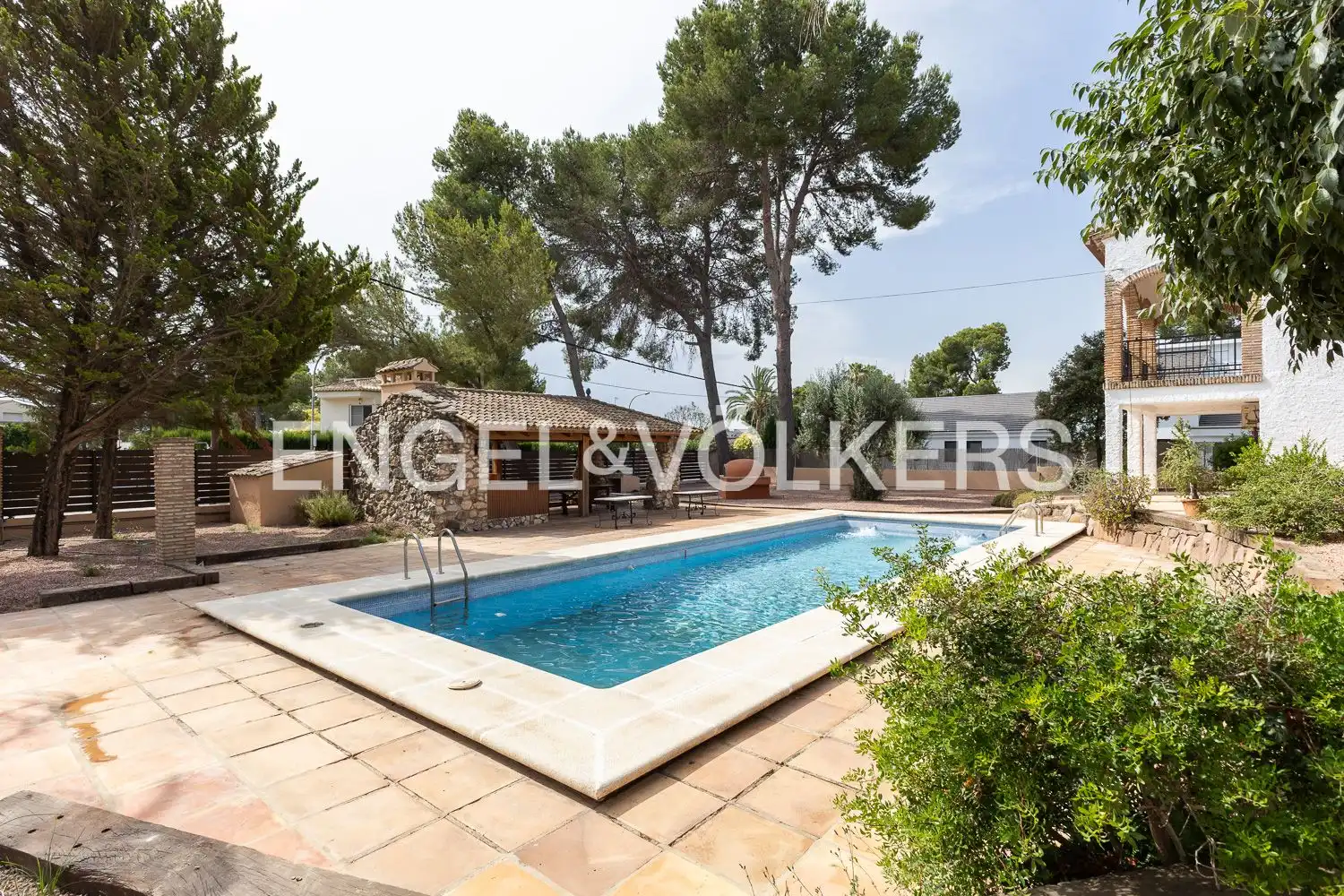 Piscina de Casa o chalet de alquiler en Paterna con Aire acondicionado, Calefacción y Jardín privado