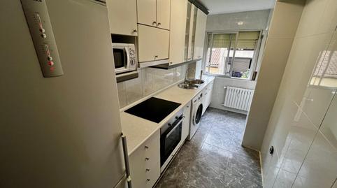 Foto 3 von Wohnung zur Miete in Calle Calle Rioja, Barrio del Ave,  Zaragoza Capital