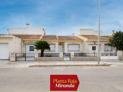 Vista exterior de Casa o xalet en venda en Cartagena amb Aire condicionat, Calefacció i Jardí privat