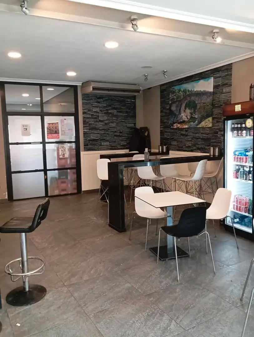 Commercial properties for sale in Madrigal de la Vera