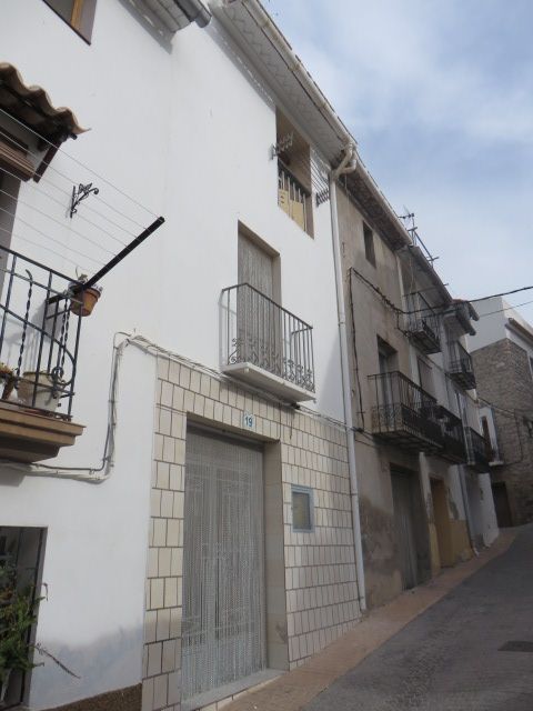 Vista exterior de Casa o chalet en venta en Chóvar