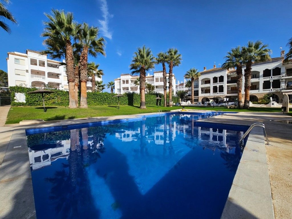 Swimming pool of Apartment for sale in Orihuela  with Air Conditioner, Furnished and Oven