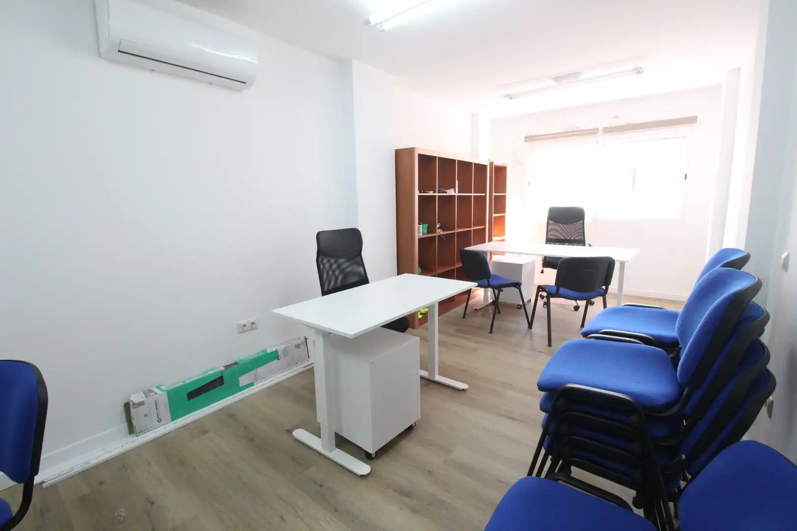 Ufficio con ascensore in affitto a COMEDIAS, imagen 3
