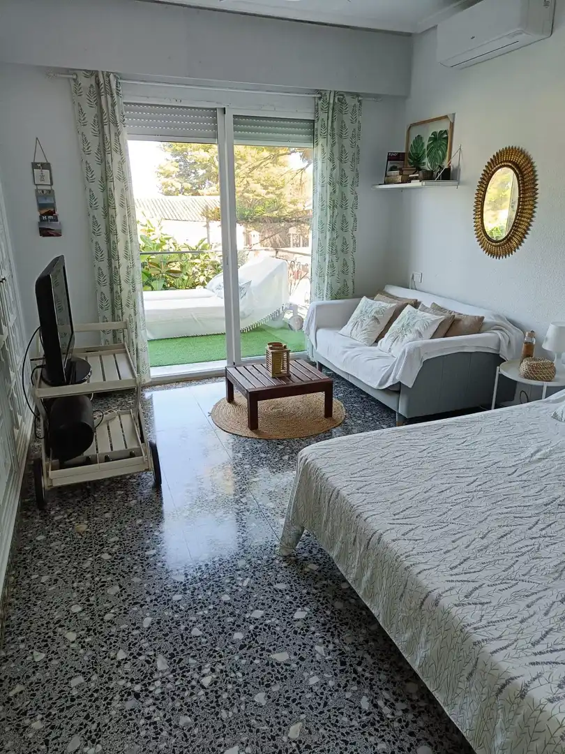 Habitación de Casa o chalet en venta en Torrent con Aire acondicionado, Jardín privado y Terraza