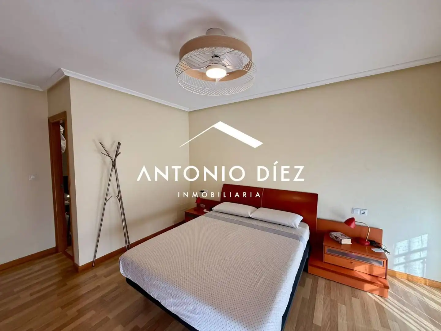 Habitación de Casa o chalet de alquiler en Aspe con Parquet y Terraza