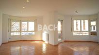Wohnzimmer von Wohnung zum verkauf in Vic mit Heizung und Balkon