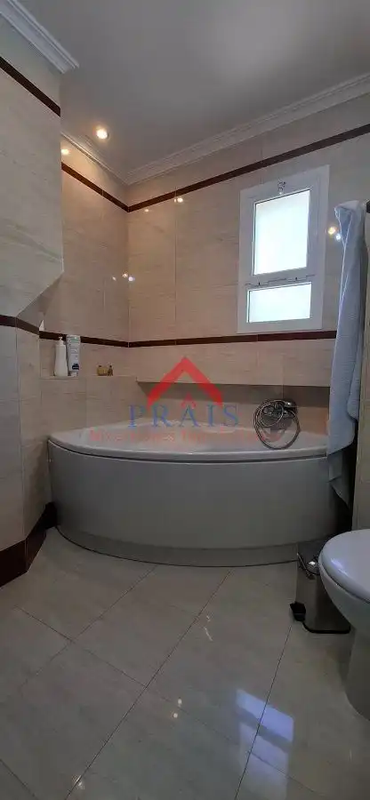 Baño de Piso en venta en Utrera con Aire acondicionado, Terraza y Trastero
