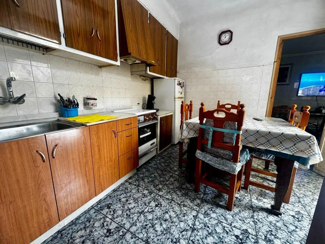 Kitchen of Houses for sale in Crevillent  with Air Conditioner, Terrace and Storage room