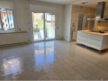 Appartamento con balcone in vendita a GENERAL LLAUDER DEL