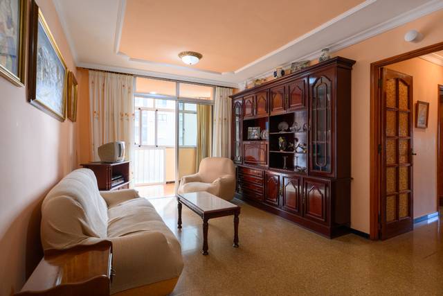 Piso en Venta en Calle Málaga, 40 en Vega de San José