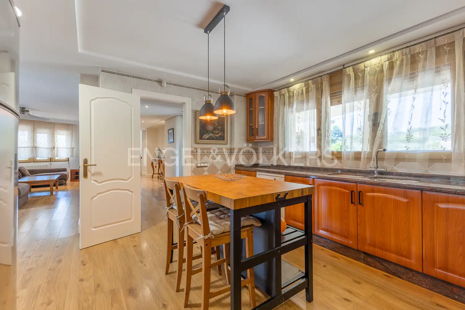 Kitchen of Houses for sale in Ontinyent  with Air Conditioner, Heating and Private garden