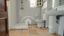 Bathroom of House or chalet for sale in Chiclana de la Frontera