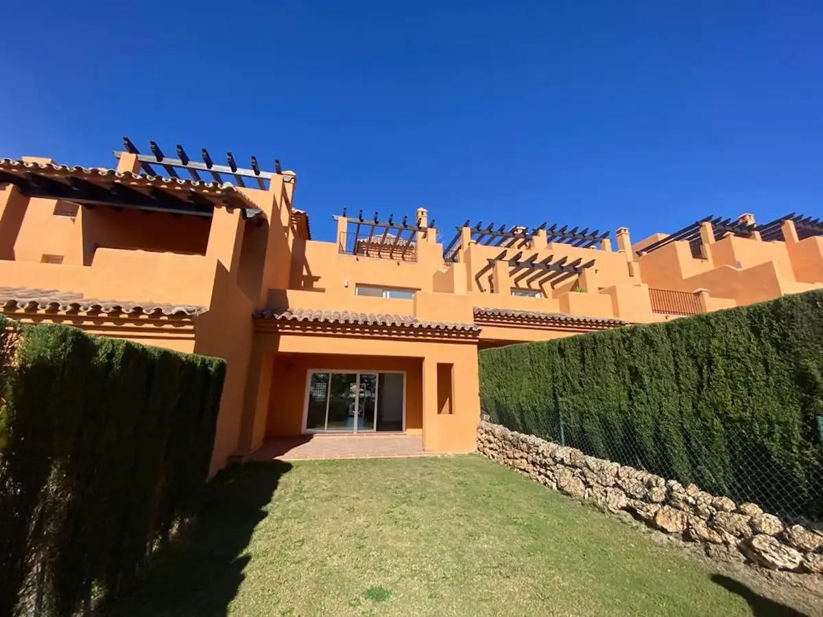 Adossat amb piscina en venda a La Alquería, imagen 2
